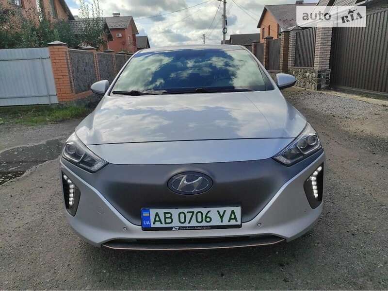 2017 hyundai ioniq