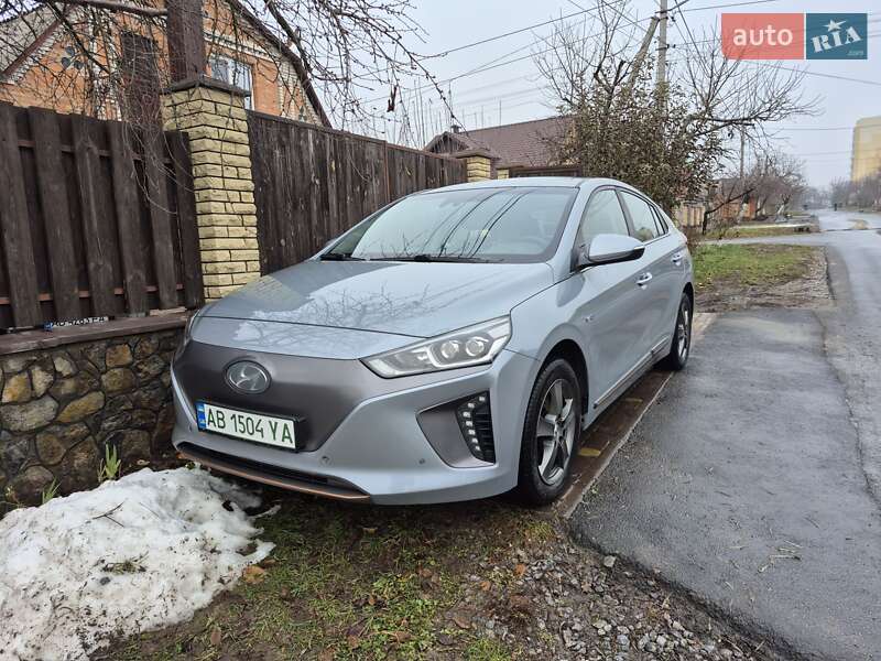 2017 hyundai ioniq