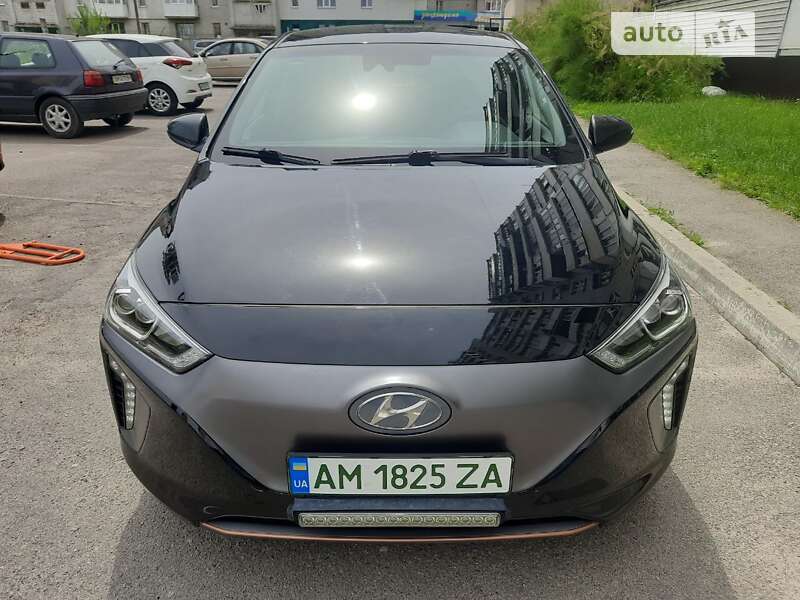2017 hyundai ioniq