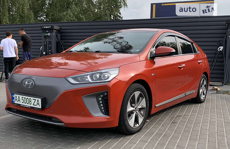 2017 hyundai ioniq