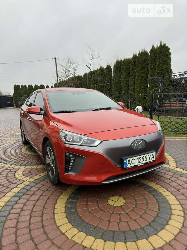2017 hyundai ioniq