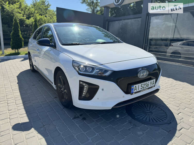 2017 hyundai ioniq