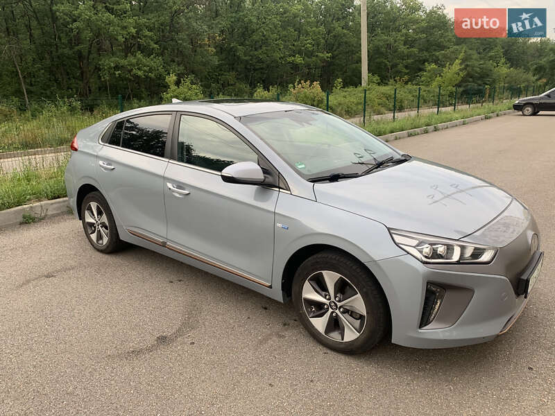 2018 hyundai ioniq