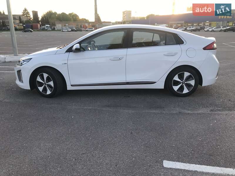 2018 hyundai ioniq