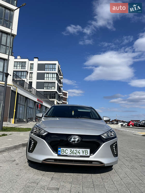 2018 hyundai ioniq