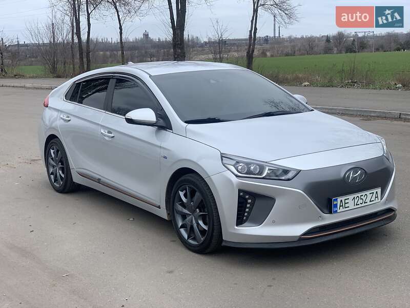 2018 hyundai ioniq