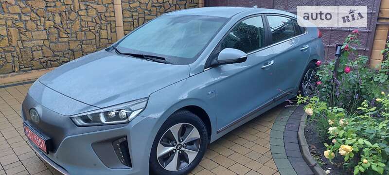 2018 hyundai ioniq