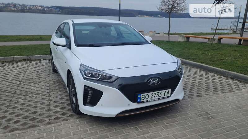 2019 hyundai ioniq