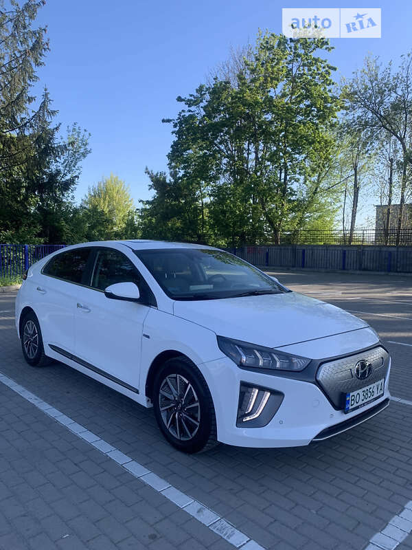 2019 hyundai ioniq