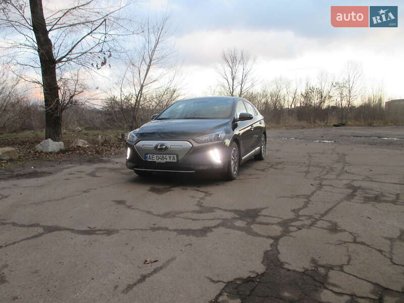 2019 hyundai ioniq