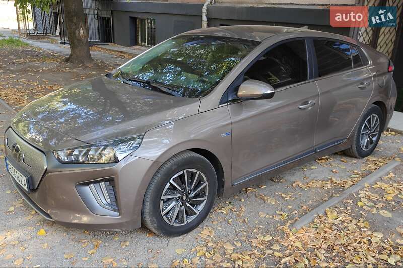 2019 hyundai ioniq