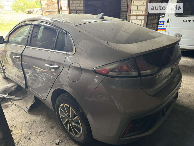 2019 hyundai ioniq