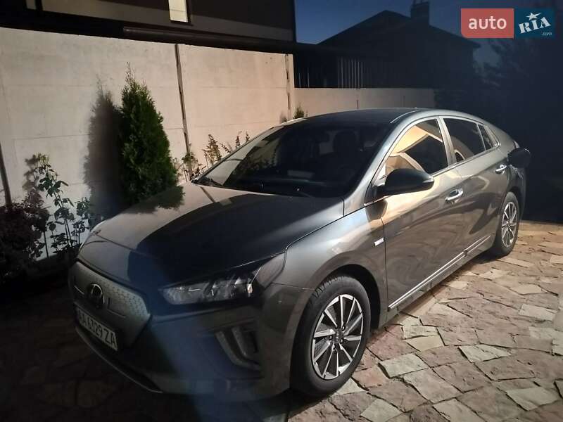 2020 hyundai ioniq