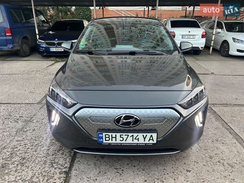 2021 hyundai ioniq