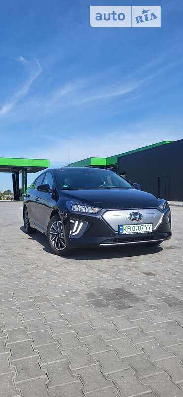 2022 hyundai ioniq