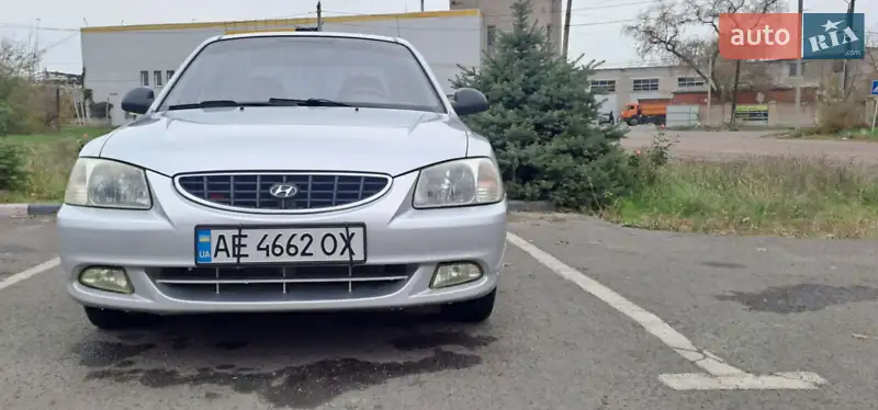 2002 hyundai accent