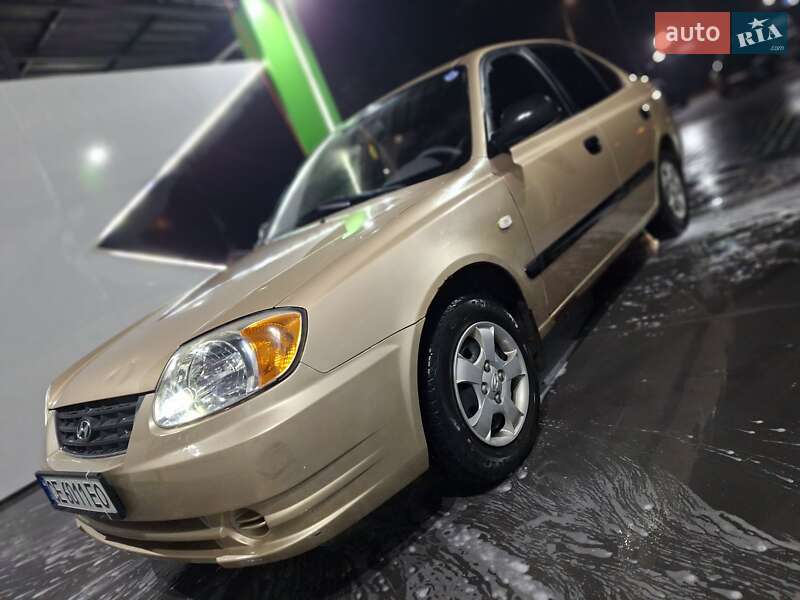 2003 hyundai accent