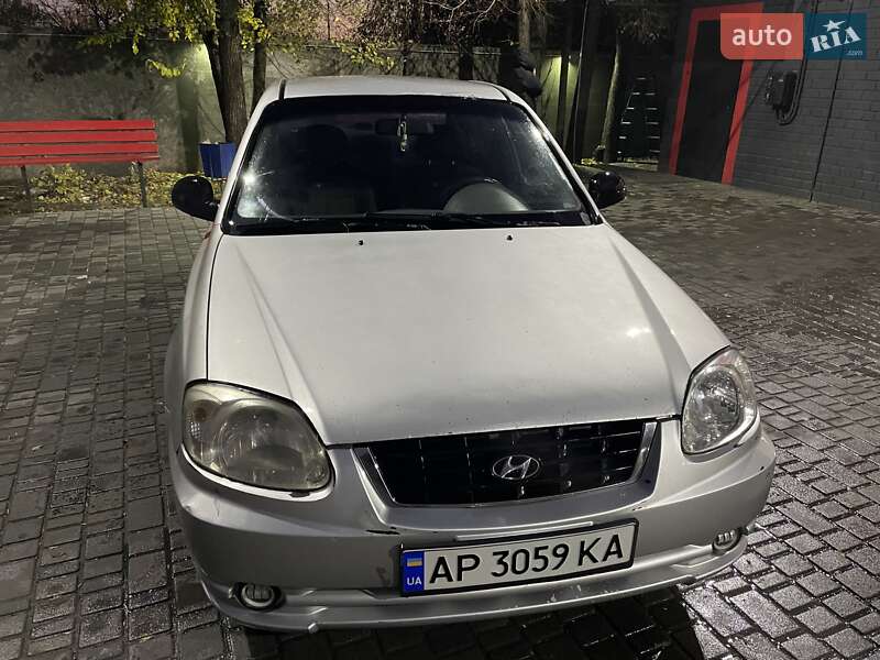 2005 hyundai accent