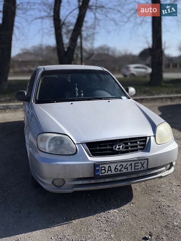 2005 hyundai accent