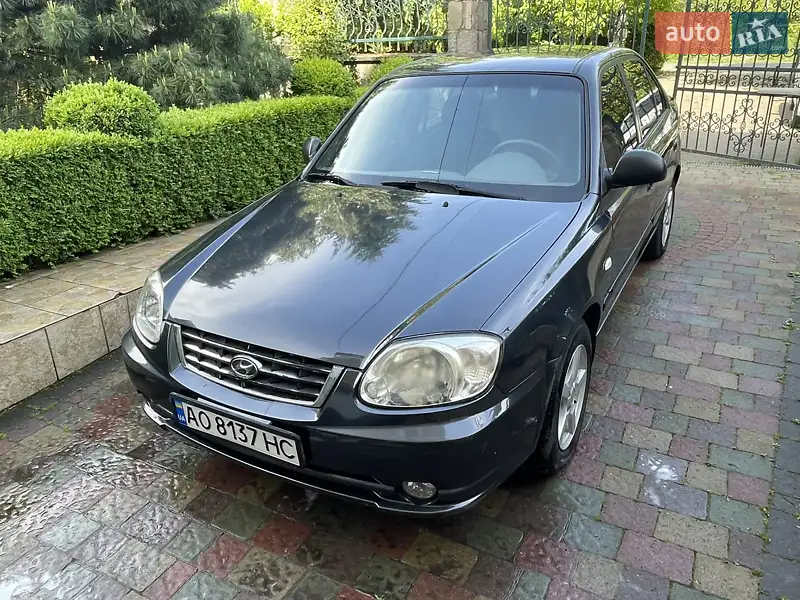 2005 hyundai accent