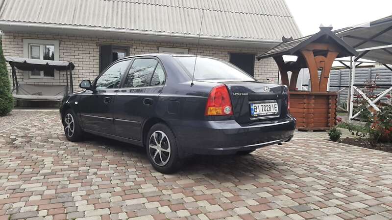 2005 hyundai accent