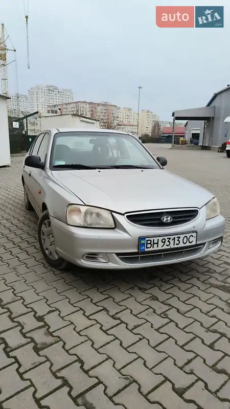 2005 hyundai accent