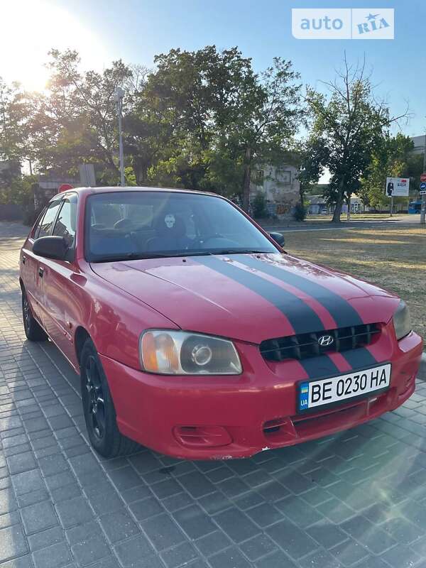 2001 hyundai accent