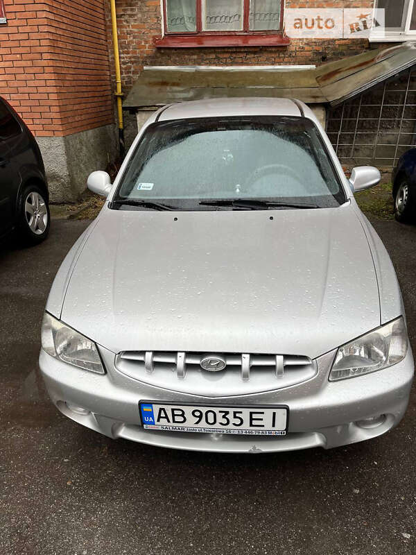 2001 hyundai accent