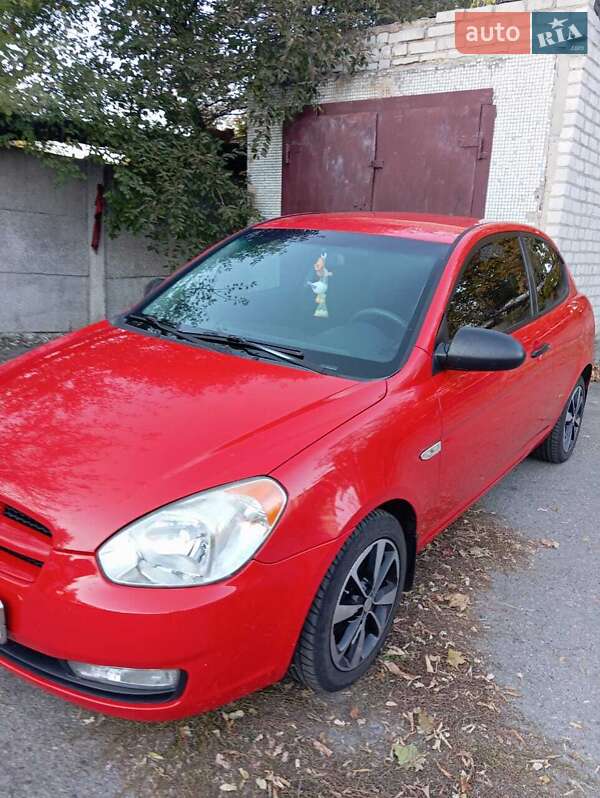 2008 hyundai accent