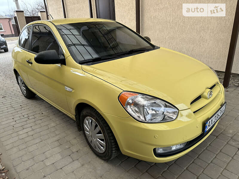 2008 hyundai accent