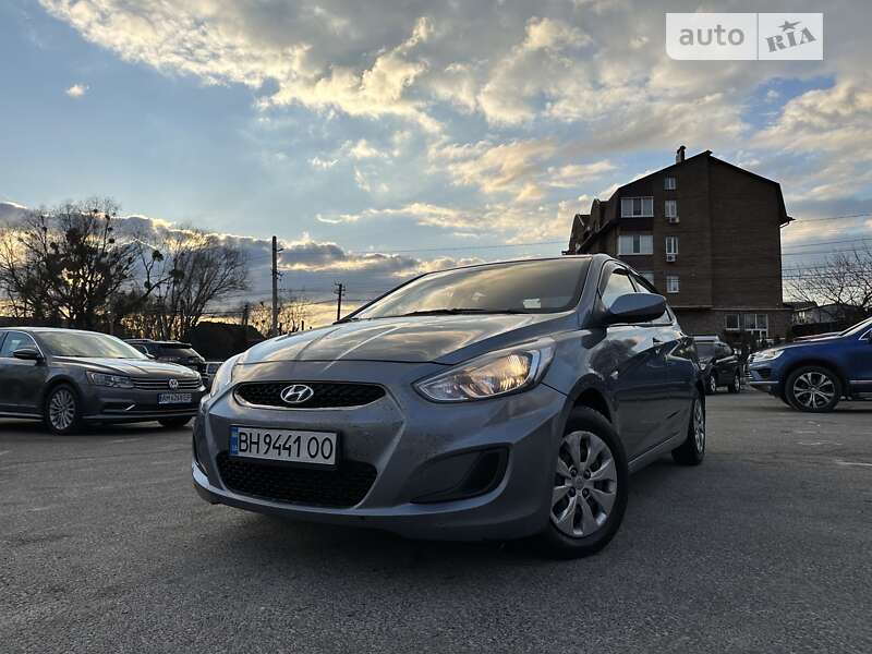 2018 hyundai accent