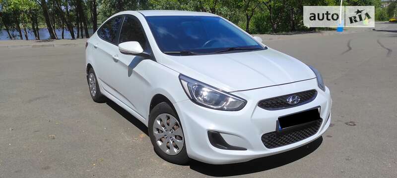 2018 hyundai accent