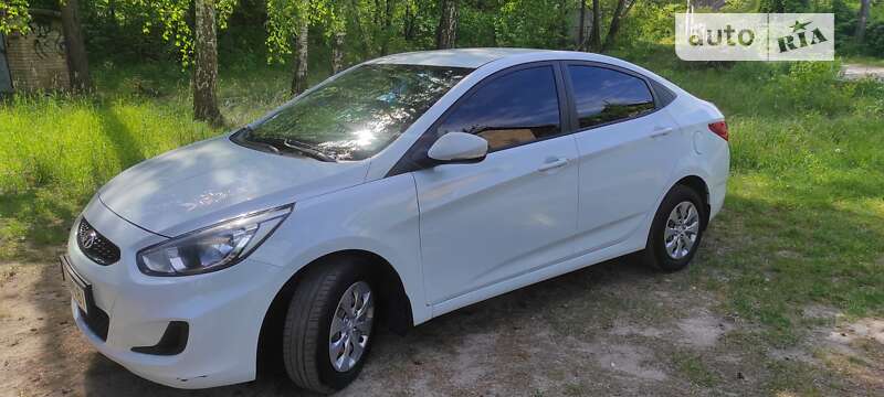 2018 hyundai accent