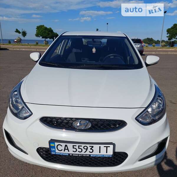 2018 hyundai accent