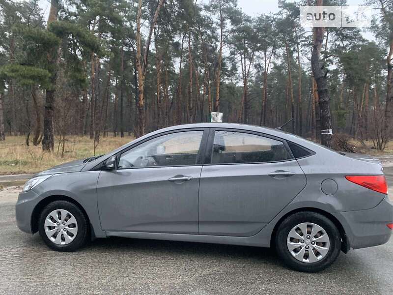 2018 hyundai accent