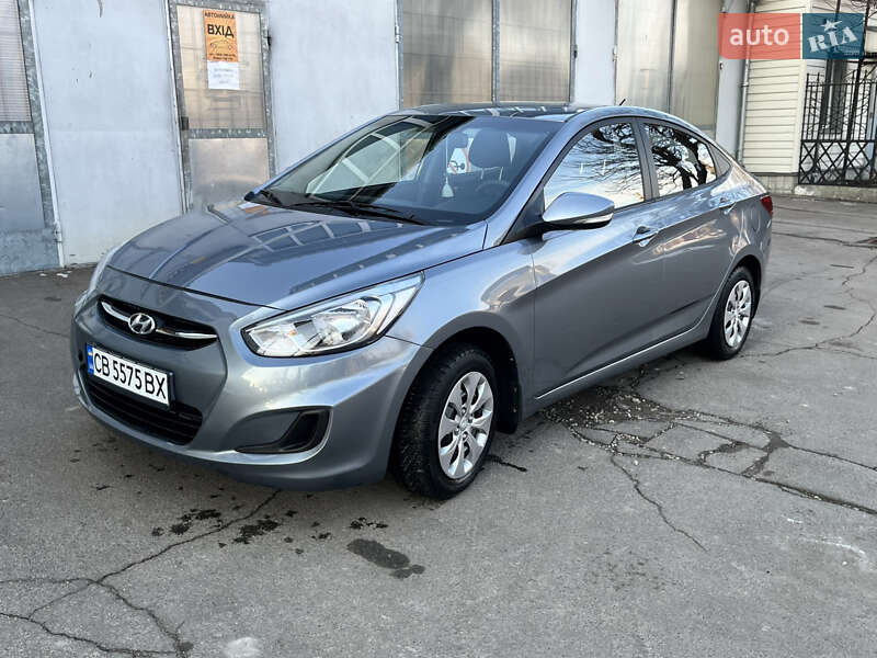 2019 hyundai accent