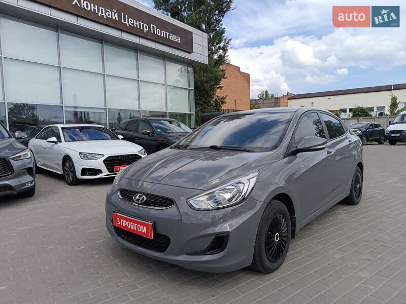2019 hyundai accent