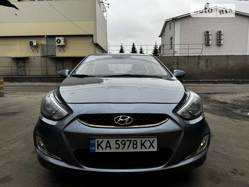 2019 hyundai accent