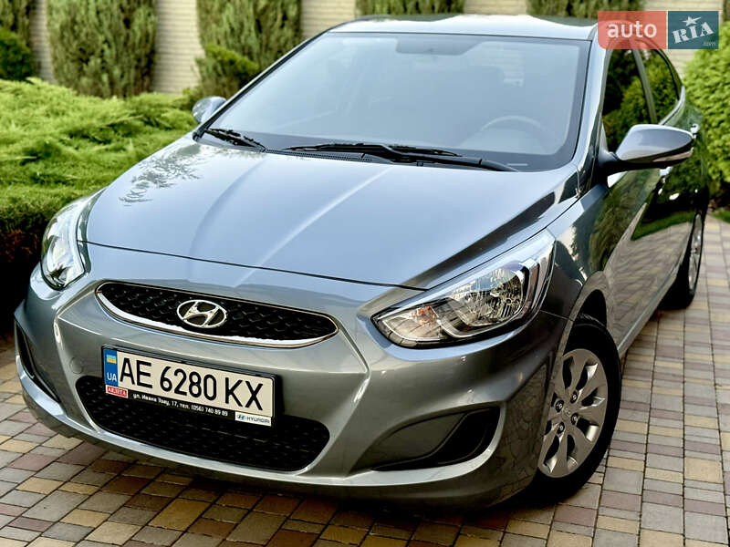 2019 hyundai accent
