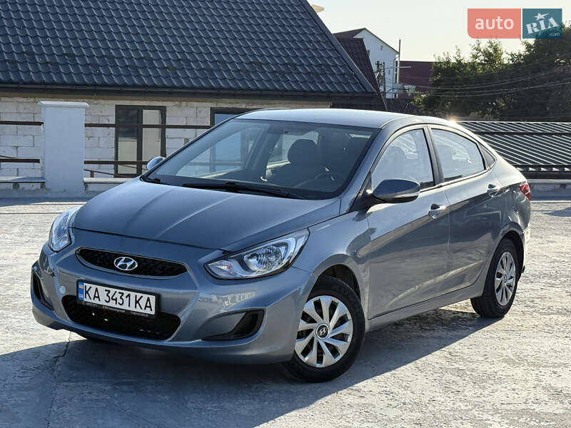 2019 hyundai accent