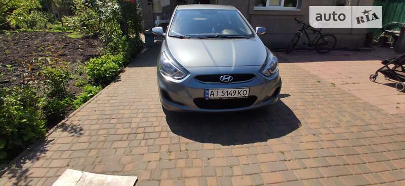 2019 hyundai accent