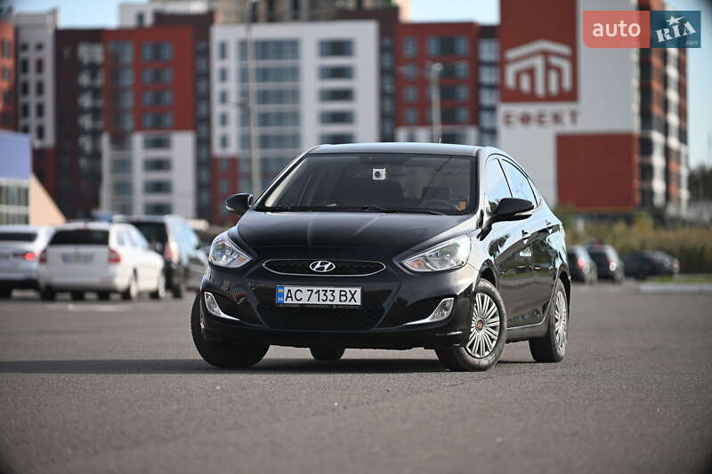 2019 hyundai accent