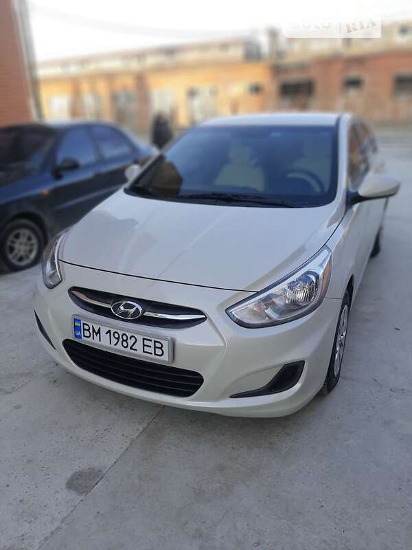 2016 hyundai accent