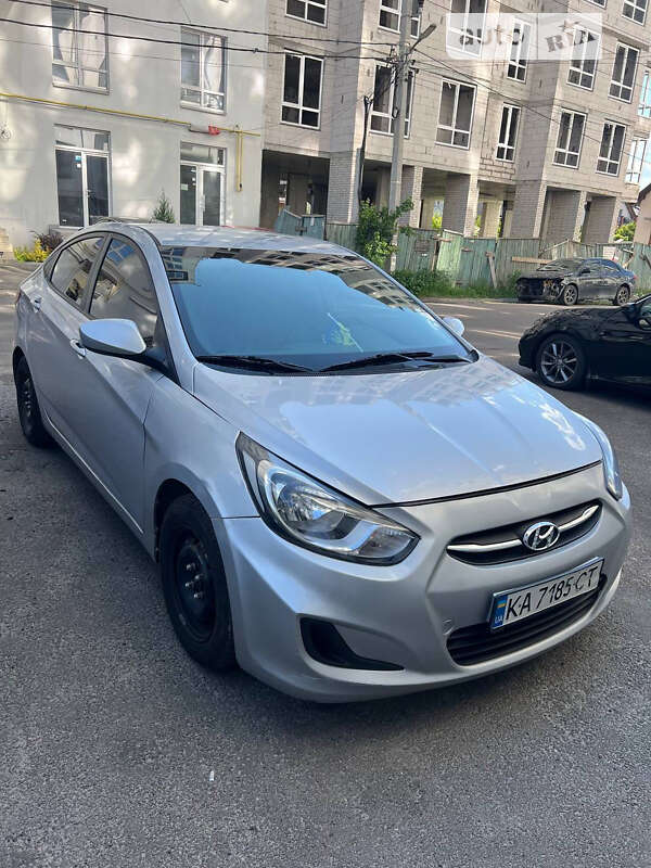 2017 hyundai accent