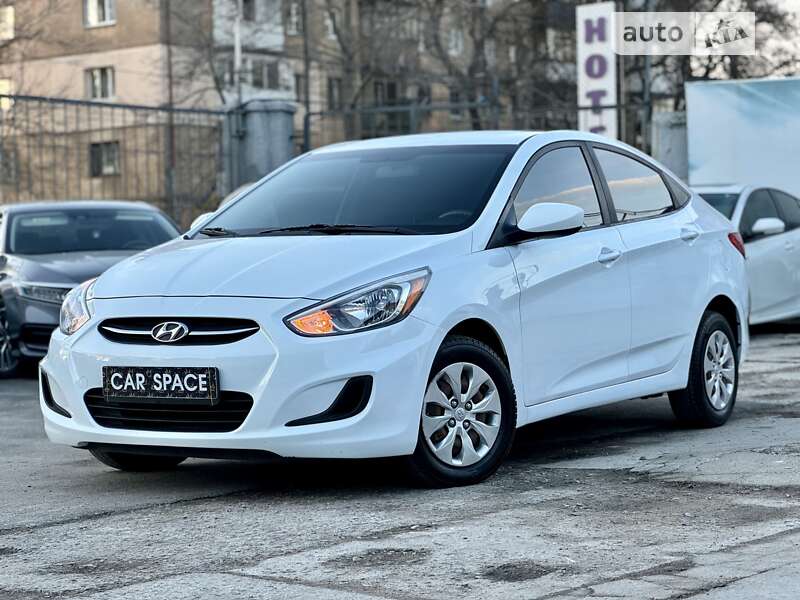 2015 hyundai accent