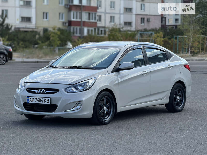 2015 hyundai accent