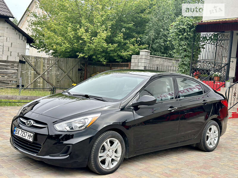 2016 hyundai accent