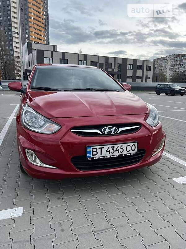 2015 hyundai accent