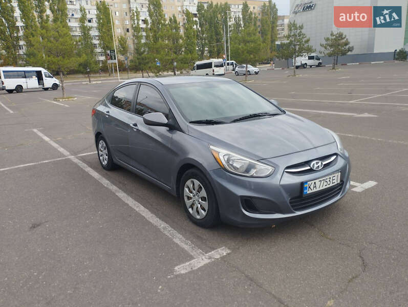 2016 hyundai accent