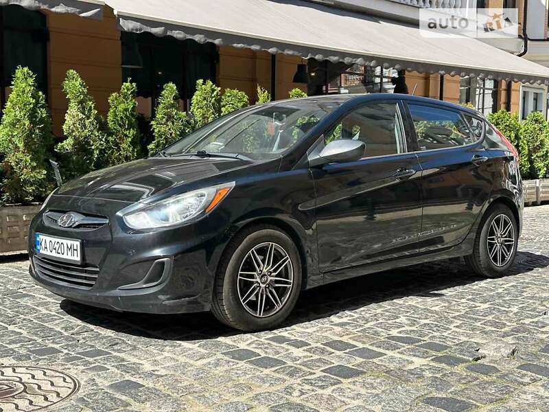 2011 hyundai accent